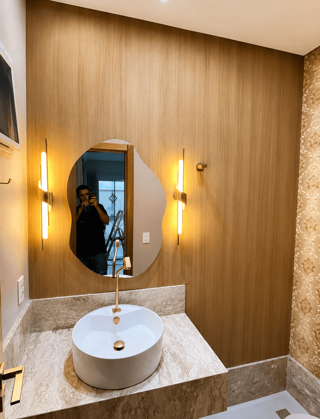Lavabo II — depois